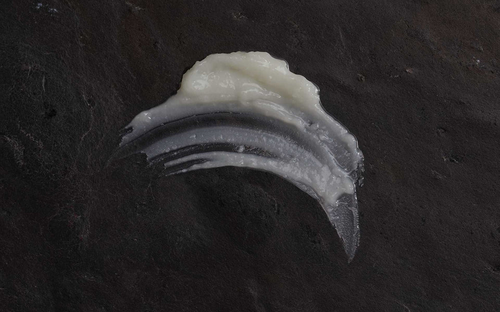 Om - Kaolin + Coconut Milk Radiant Cleansing Balm Mini