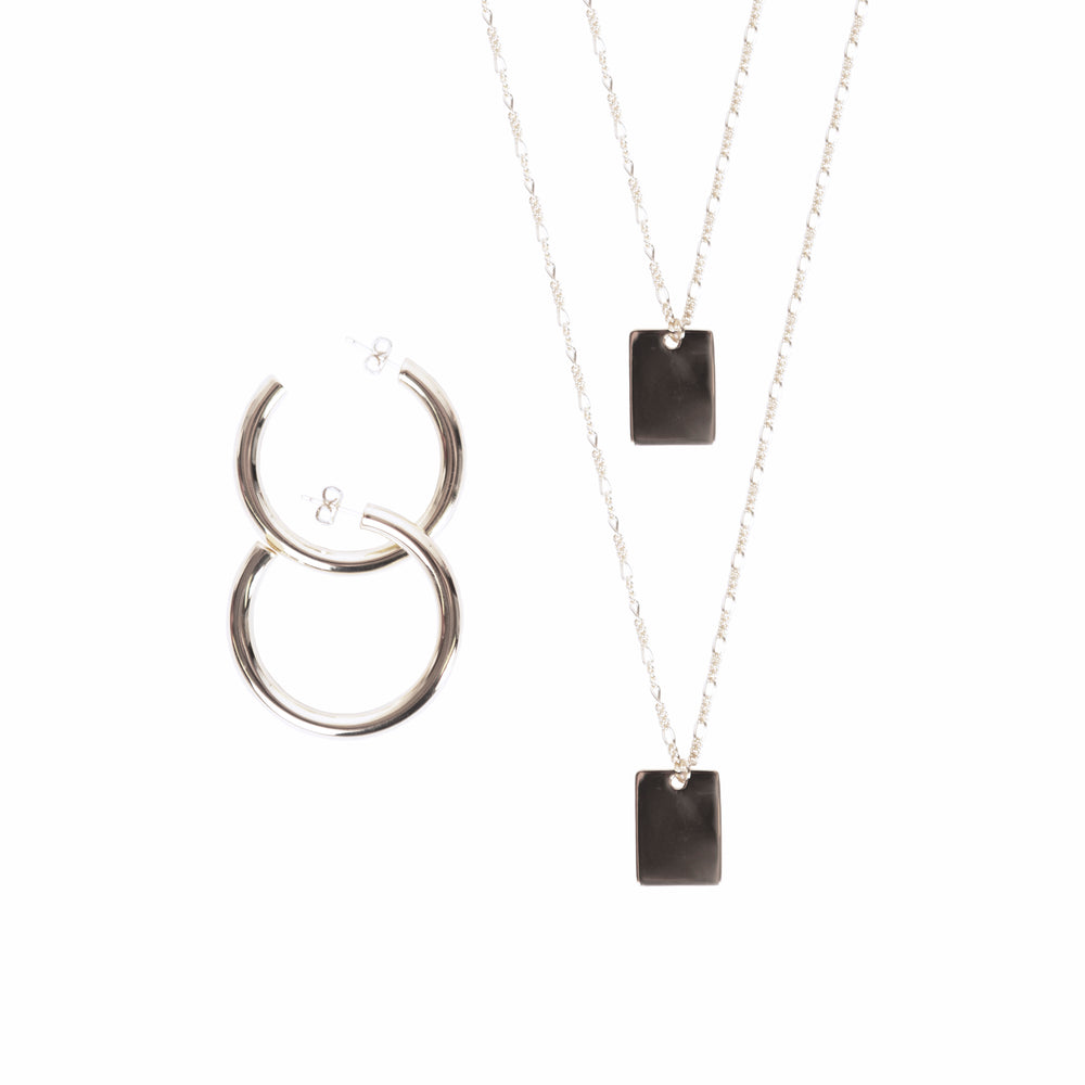 
                
                    Load image into Gallery viewer, Engravable Tag Necklace
                
            